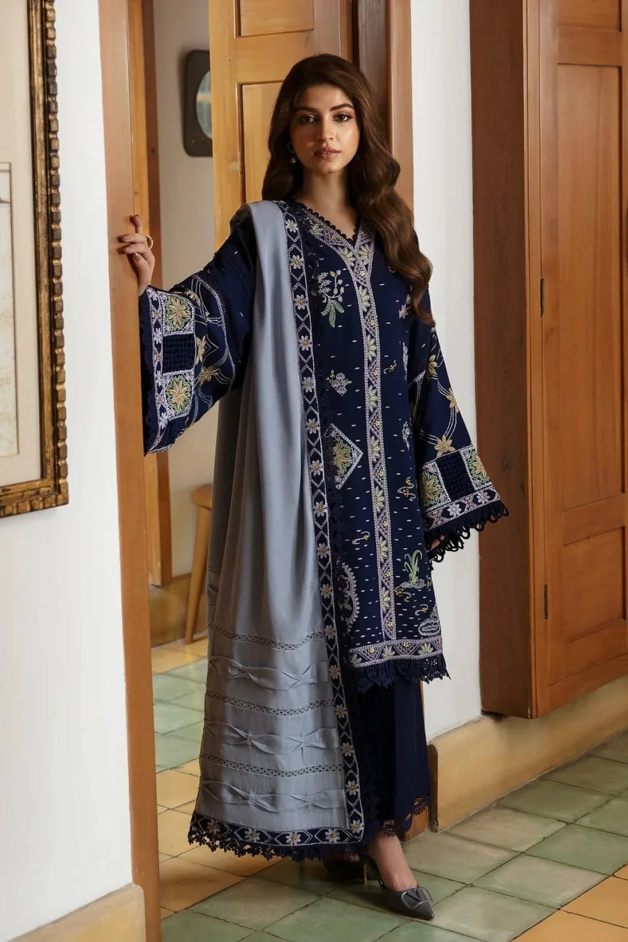Gulalai's Winter Wear GW-5131