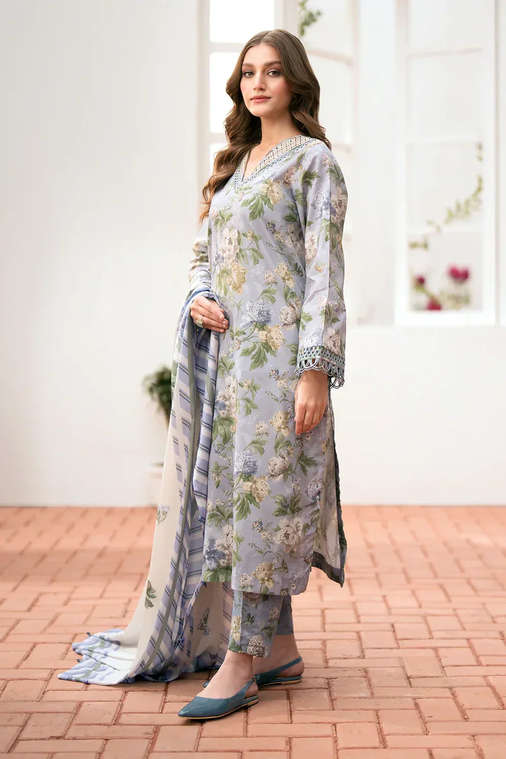 Gulalai's Lawn Wear GL-213