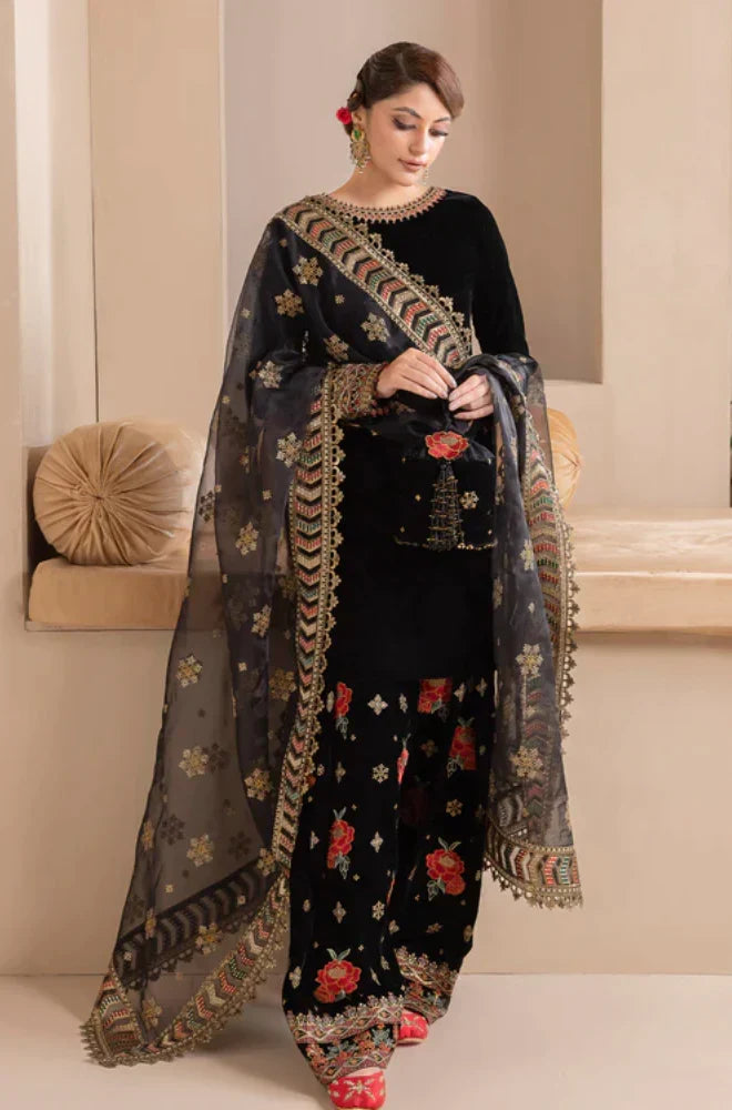Gulalai's Velvet Wear GV-9002