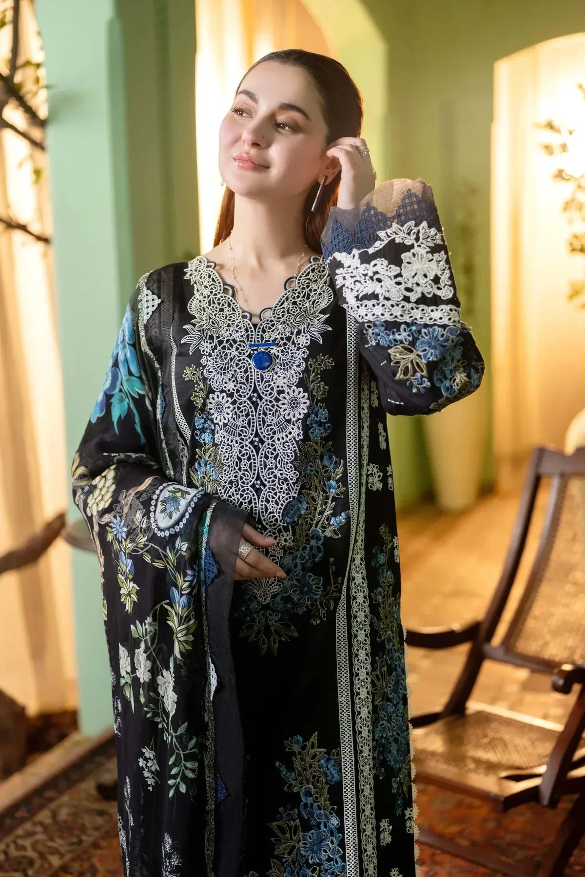 Gulalai's Winter Wear GW-5126