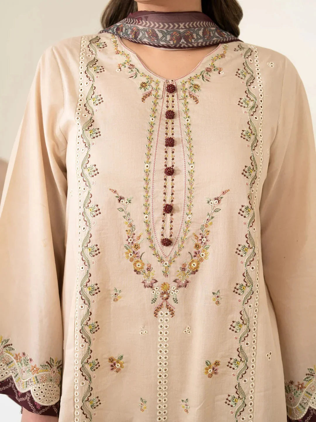 Gulalai's Winter Wear GW-5117