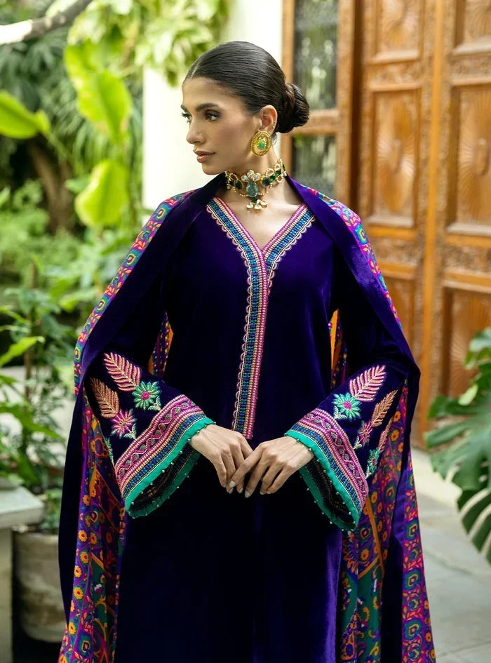Roshni Velvet 3 Piece D-2005