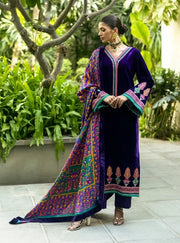 Roshni Velvet 3 Piece D-2005
