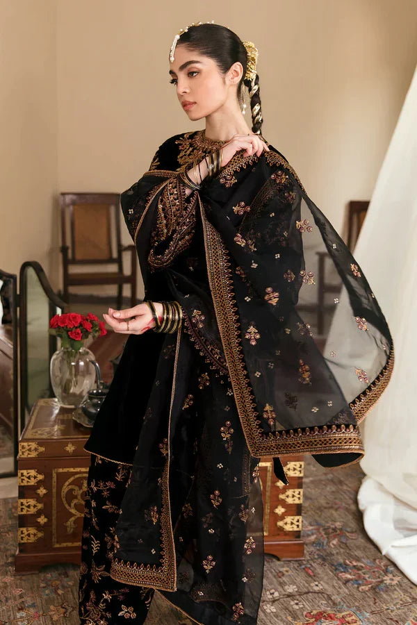 Gulalai's Velvet Wear GV-9001