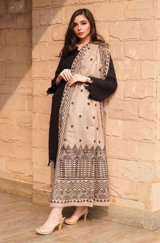 Gulalai's Winter Wear GW-5004