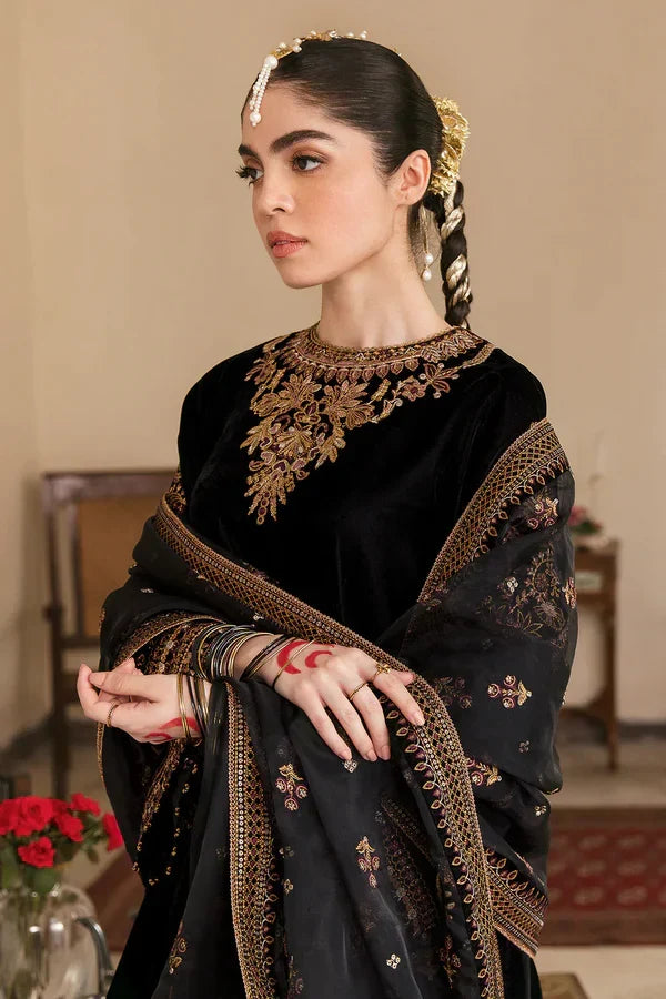 Gulalai's Velvet Wear GV-9001