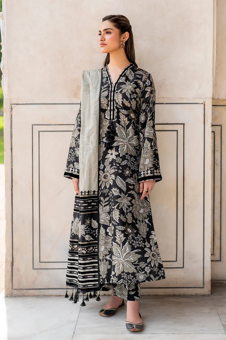 Gulalai's Lawn Wear GL-182