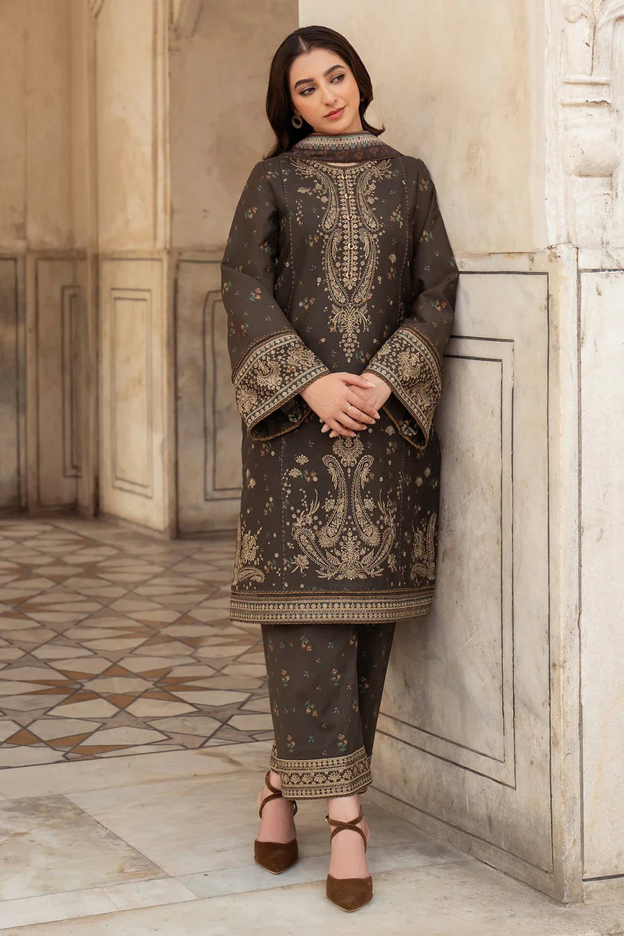 Gulalai's Winter Wear GW-5086