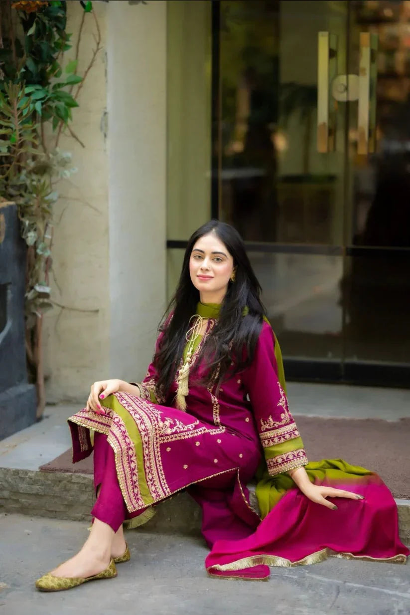 Gulalai's Winter Wear GW-5132