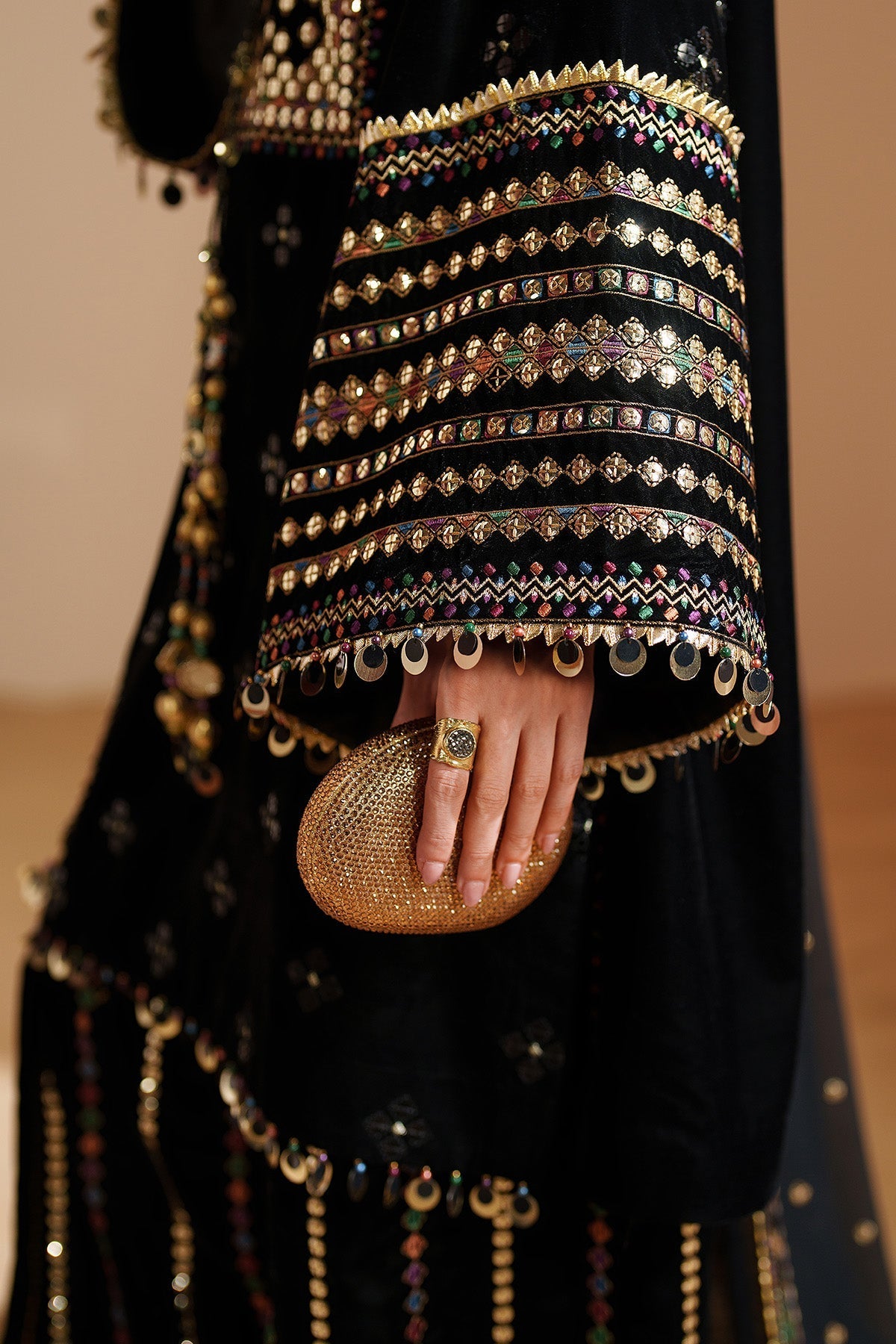 Jasmeena Velvet 3 Piece D-2020