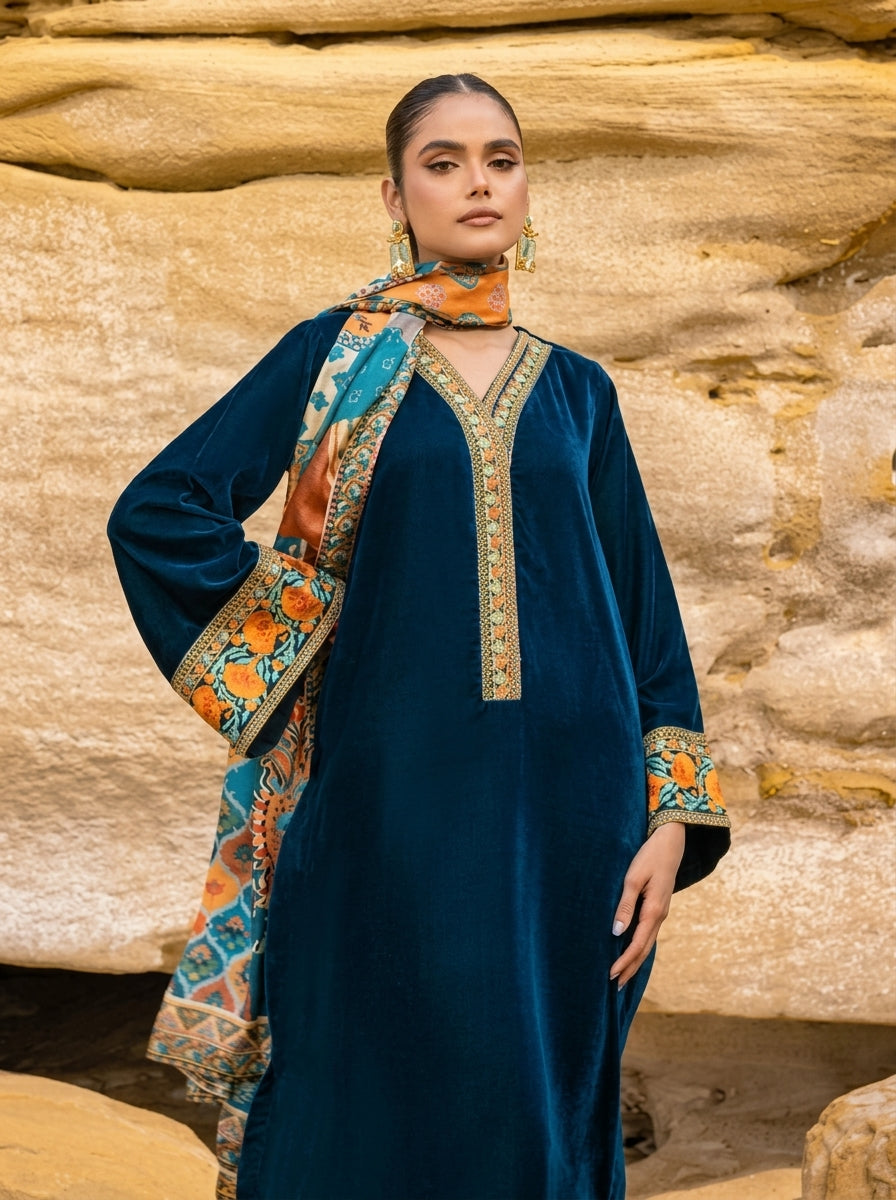 Nargis Velvet 3 Piece D-2009