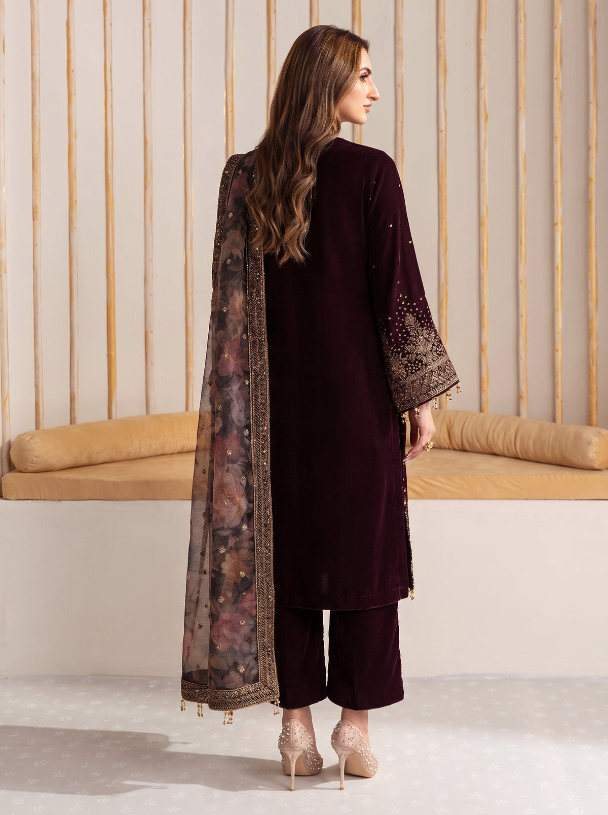 Gulrukh Velvet 3 Piece D-2001