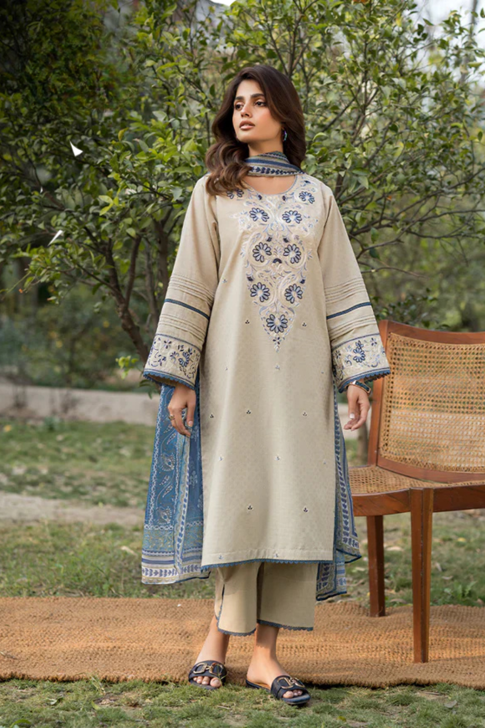 Gulalai's Lawn Wear GL-236