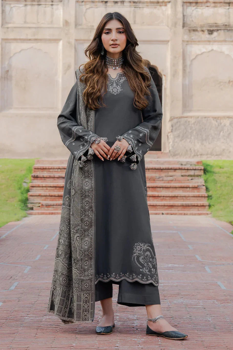 Gulalai's Winter Wear GW-5149