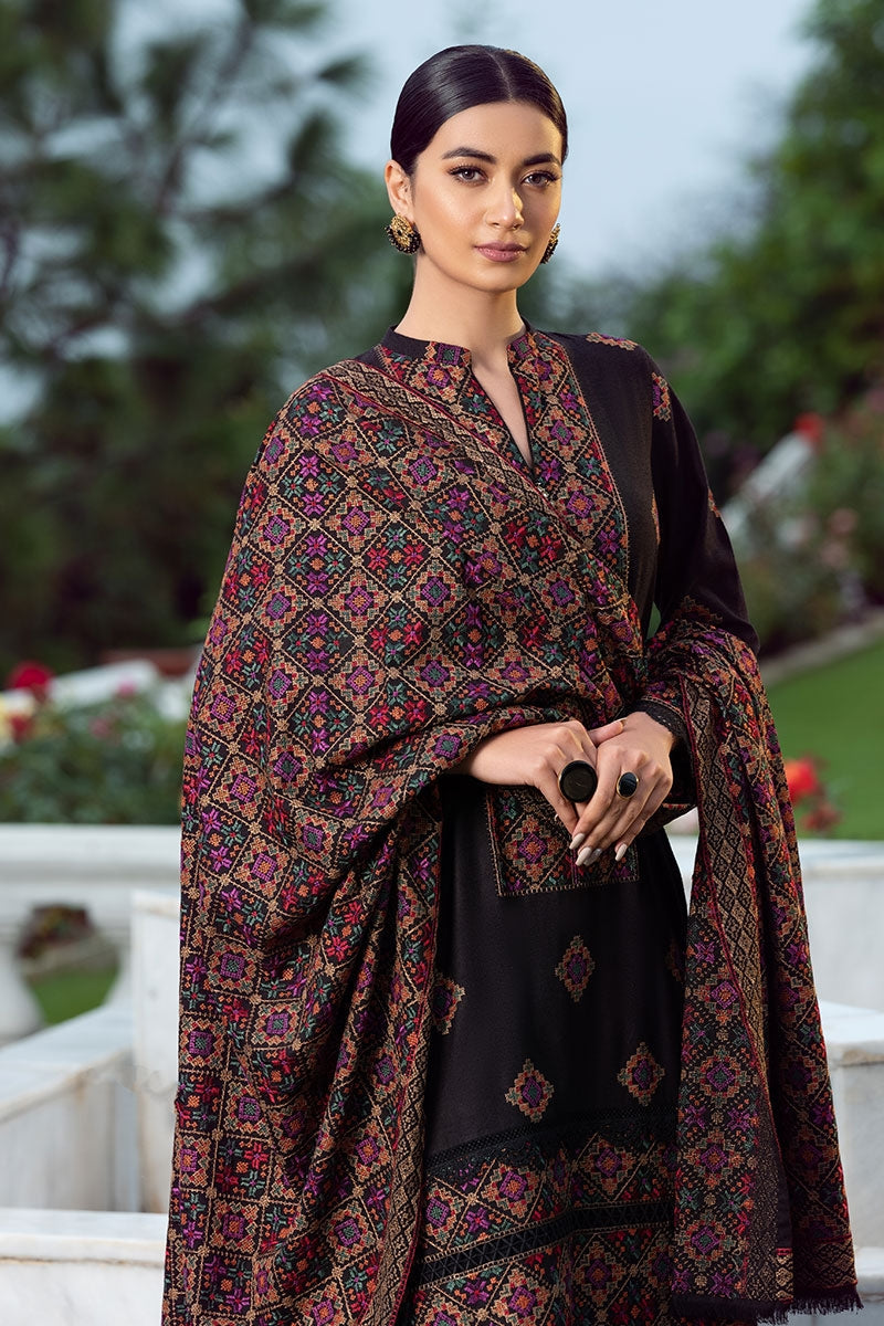 Gulalai's Winter Wear GW-5091