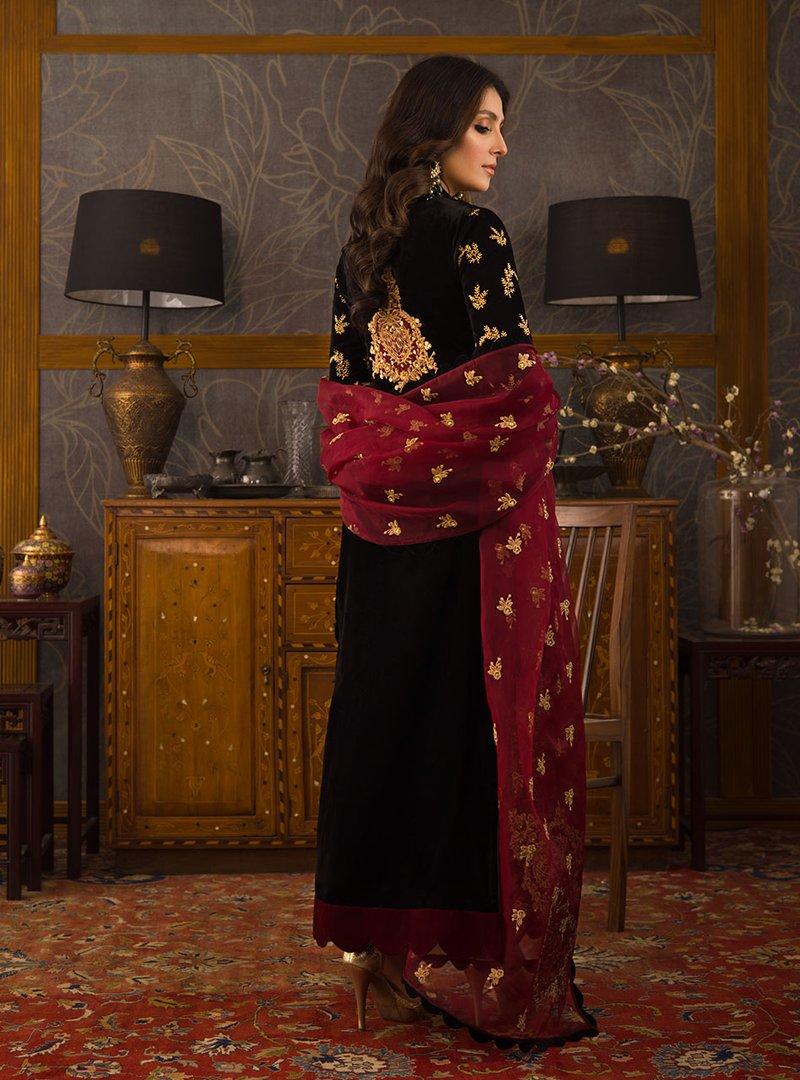 Gulalai's Velvet Wear GV-9005