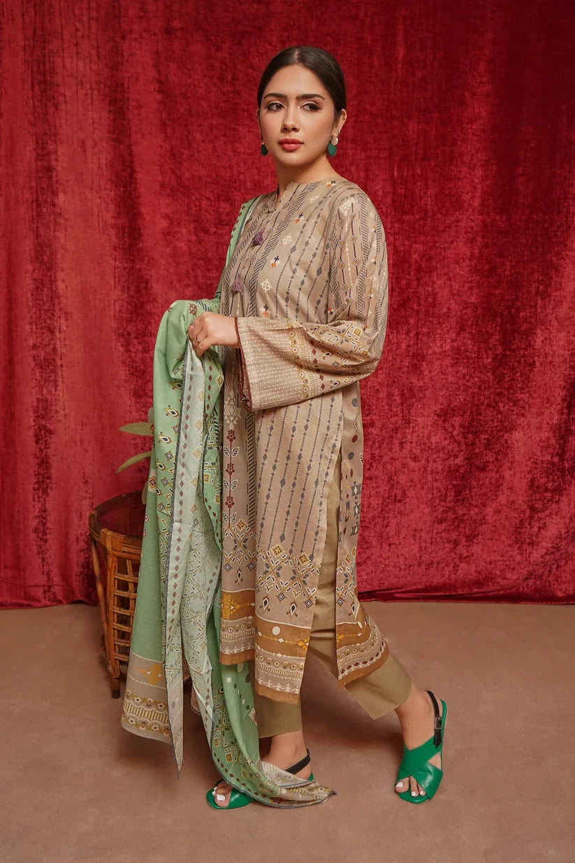 Gulalai's Winter Wear GW-5032