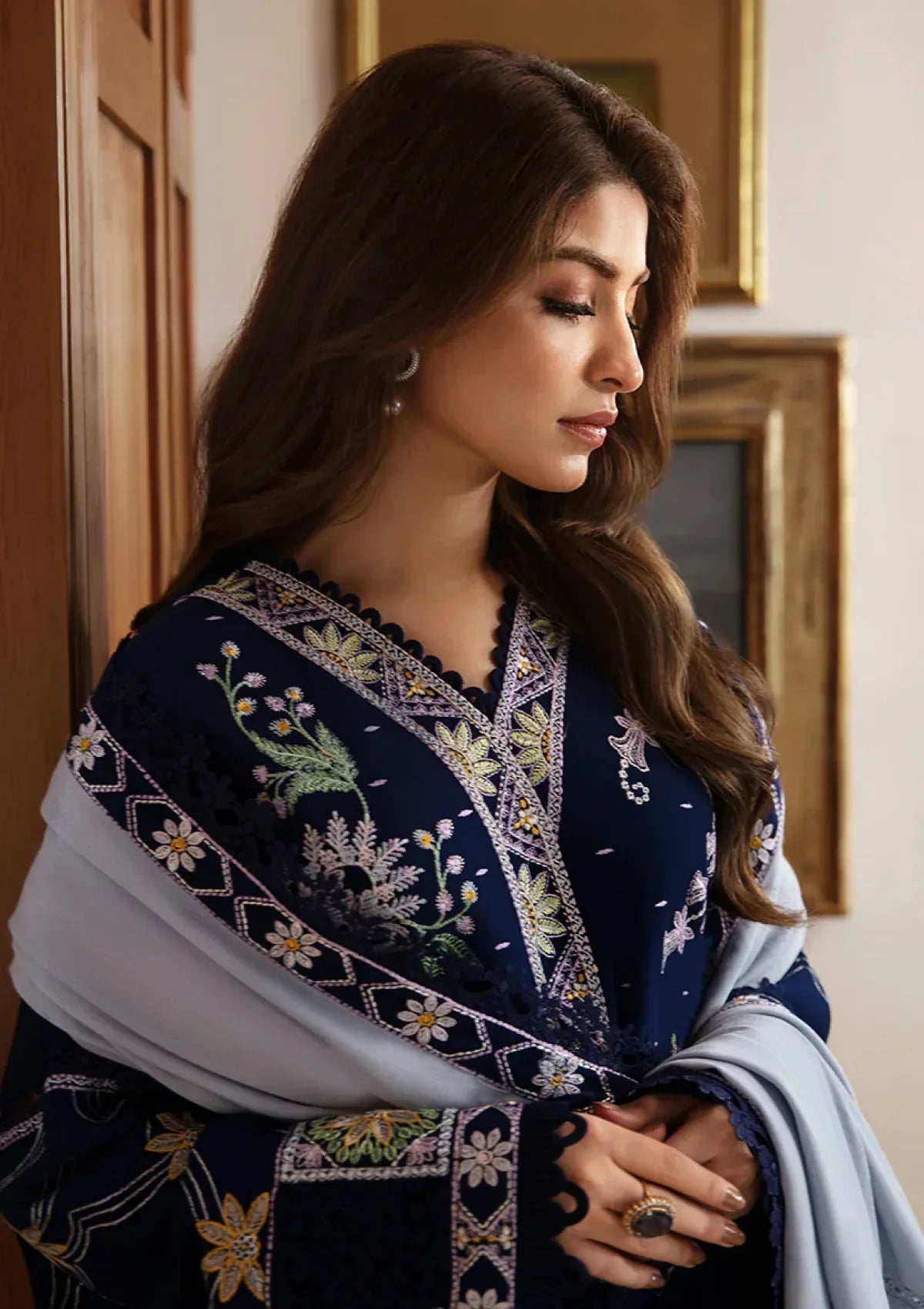Gulalai's Winter Wear GW-5131