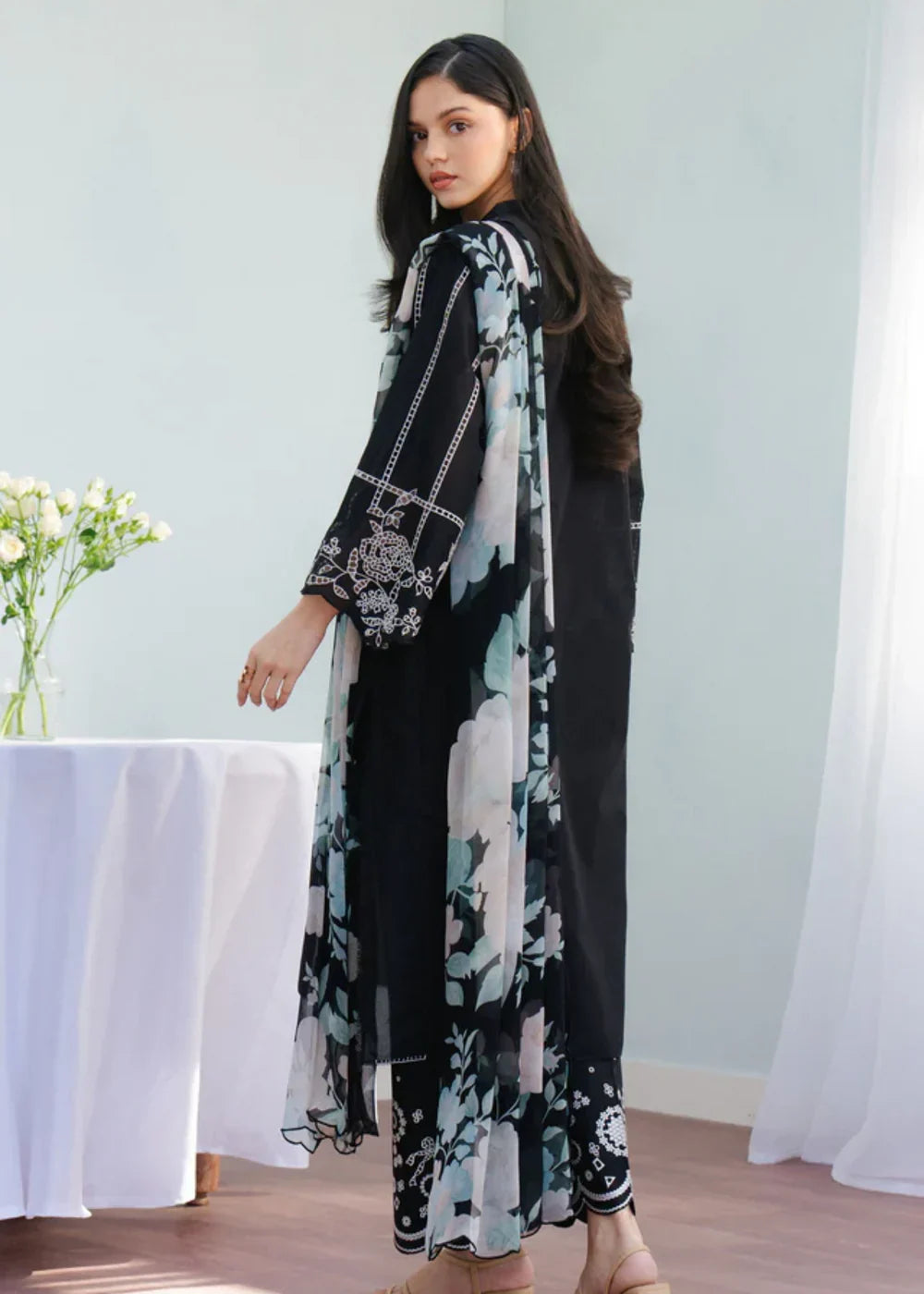 Gulalai's Lawn Wear GL-251